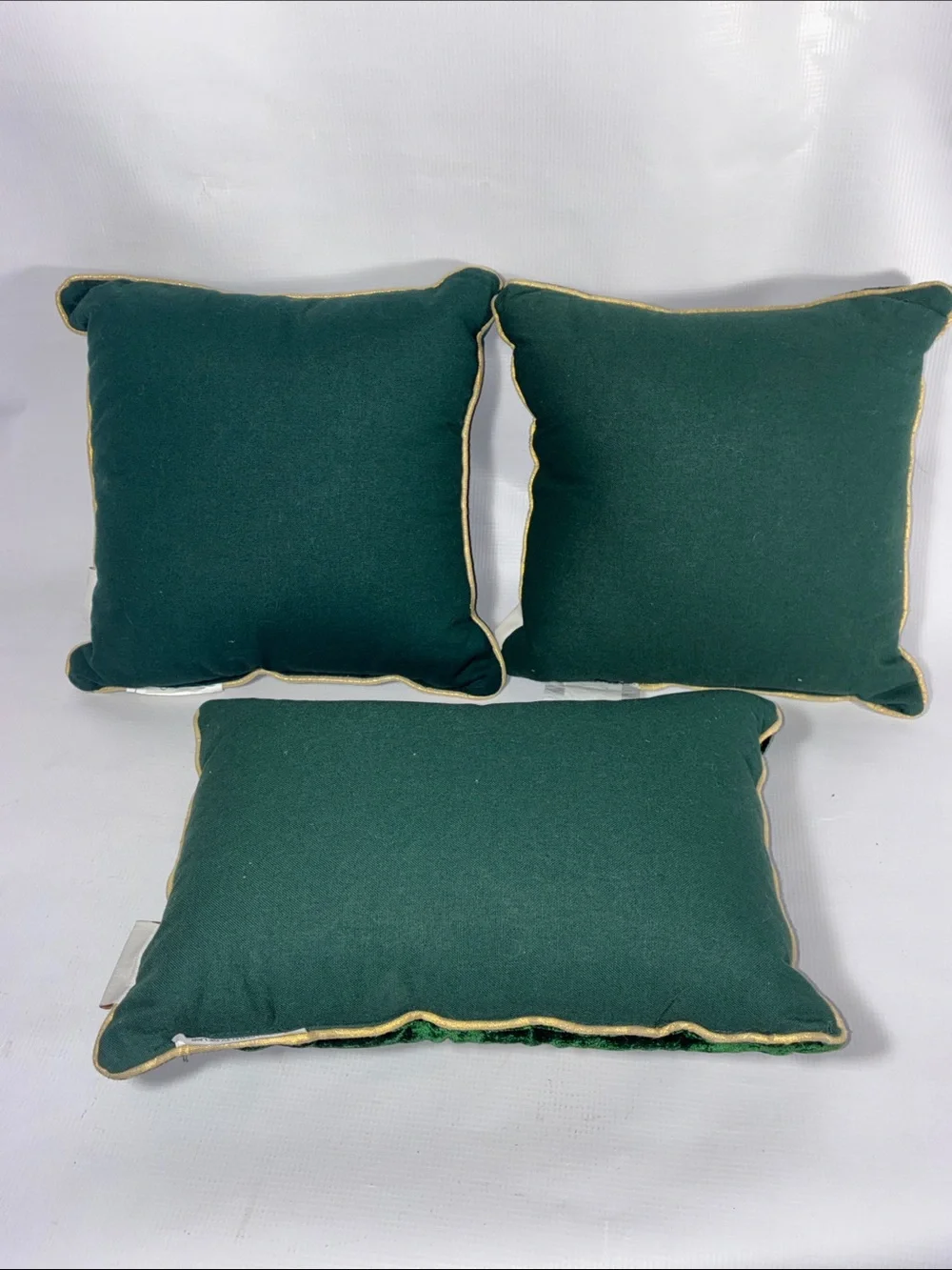 Holiday Velvet Green Decorative Throw Pillow Set with Gold Embellishments